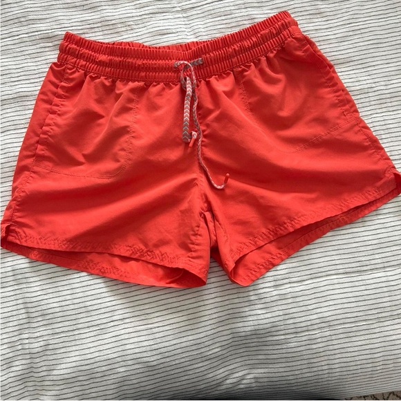 The North Face Women's hiking Shorts - Picture 1 of 6